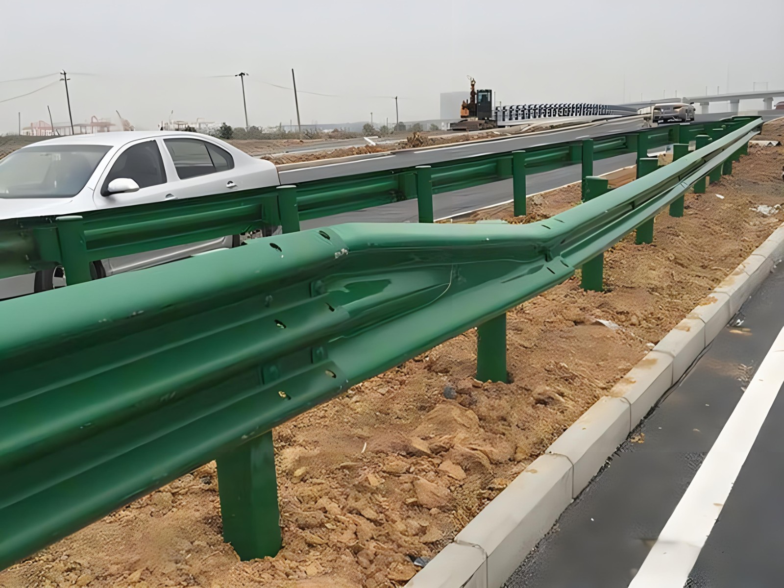 宁夏高速波形护栏板日常维护方案确保道路安全新举措